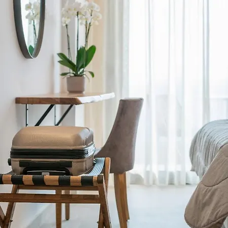 G Mare Boutique Neos Marmaras